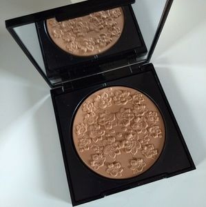 Givenchy Bronzer Healthy Glow Powder